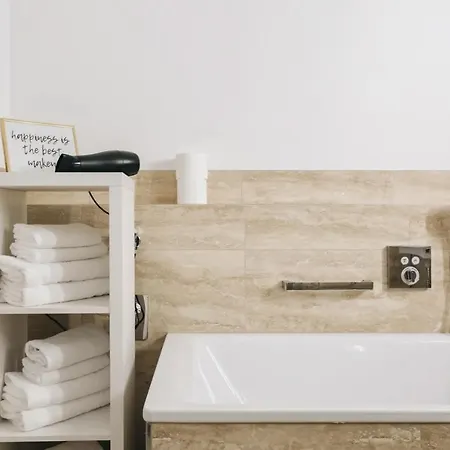 Tip! Zentraler Geht'S Nicht! Premium Apartment In Der Altstadt דירה